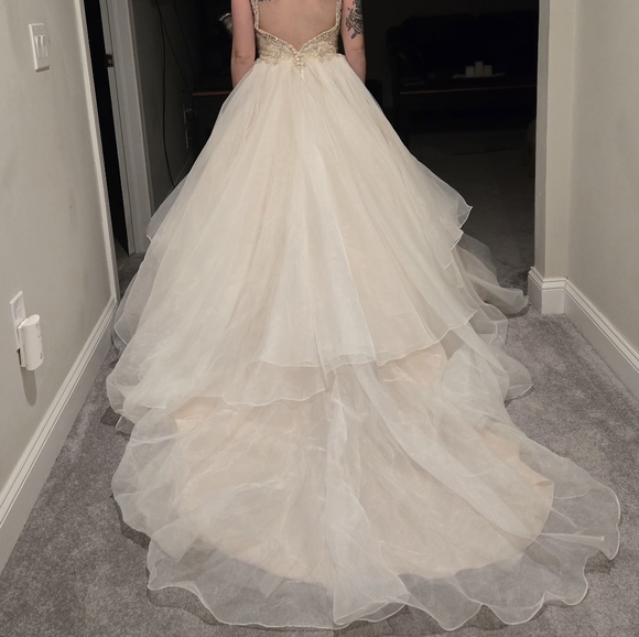 Morilee wedding dress size 4 - Picture 2 of 3